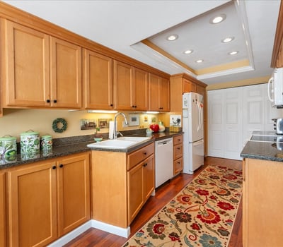 15930 SW Greens Way, Portland, OR