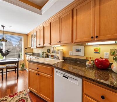 15930 SW Greens Way, Portland, OR