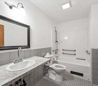12402 Cominger Dr, Oregon City, OR