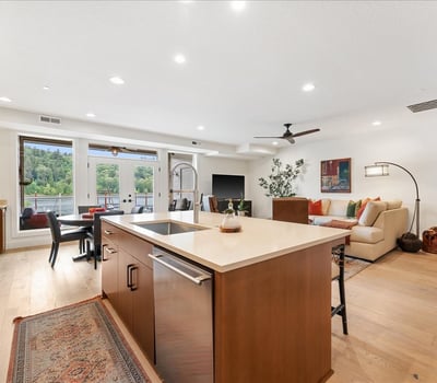 525 SE Marion St, Unit #2, Portland, OR