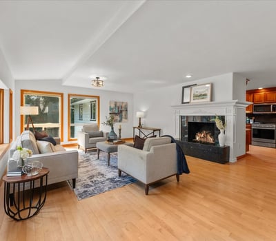 9150 SW Salmon St, Portland, OR