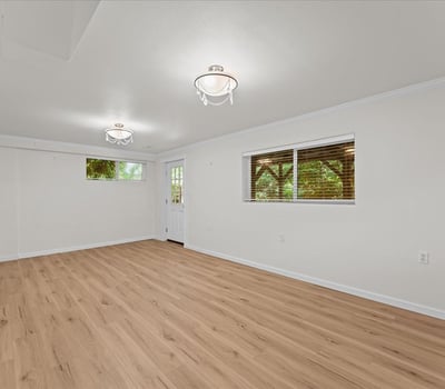 9150 SW Salmon St, Portland, OR