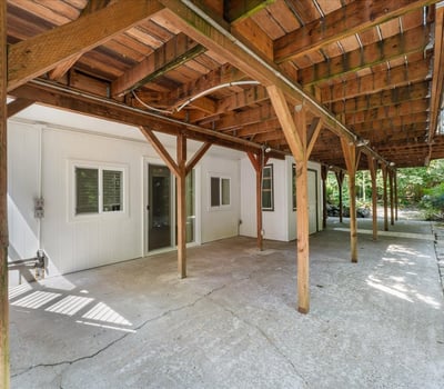 9150 SW Salmon St, Portland, OR