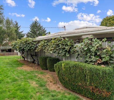 10860 NE Oregon Street, Portland, OR
