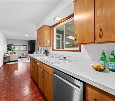 10860 NE Oregon Street, Portland, OR