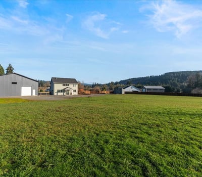 13920 S Lucia Lane, Mulino, OR