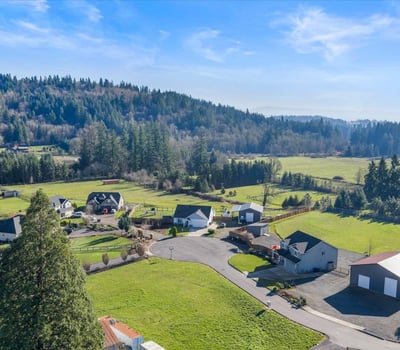 13920 S Lucia Lane, Mulino, OR
