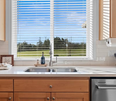 13920 S Lucia Lane, Mulino, OR