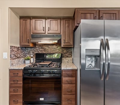 10100 SE Walnut Drive, Happy Valley, OR