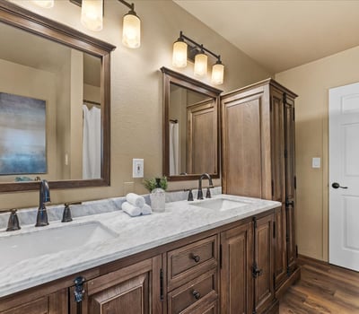 10100 SE Walnut Drive, Happy Valley, OR