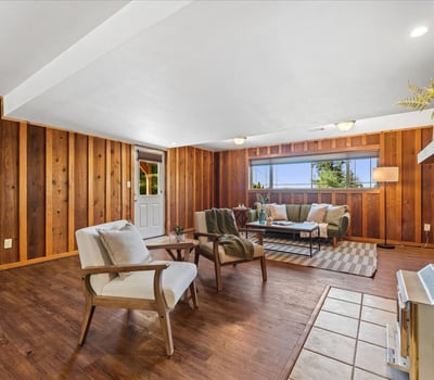 10100 SE Walnut Drive, Happy Valley, OR