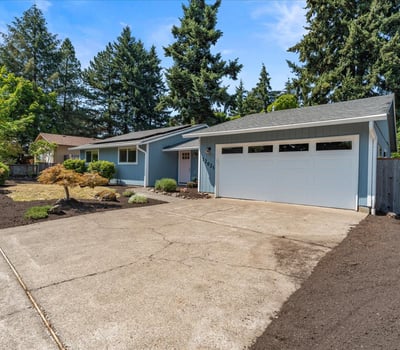 12025 SW Springwood Dr, Tigard, OR