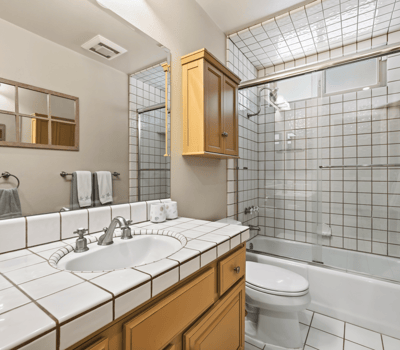 28362 Contessa Ave, Saugus, CA