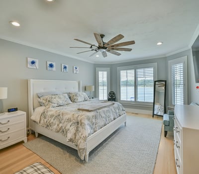 15 Bates Grove Rd, Webster, MA