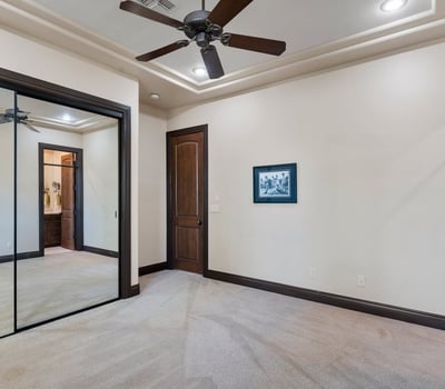 9717 Winter Palace Dr, Las Vegas, NV