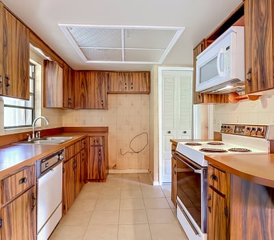 625 Brunswick Terrace, Deltona, FL