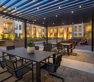 Court Yard -Dining Area
