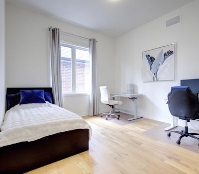 96 Bond Cres, Richmond Hill, ON