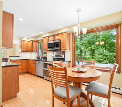 4 Lawson Farm Road, Londonderry, NH