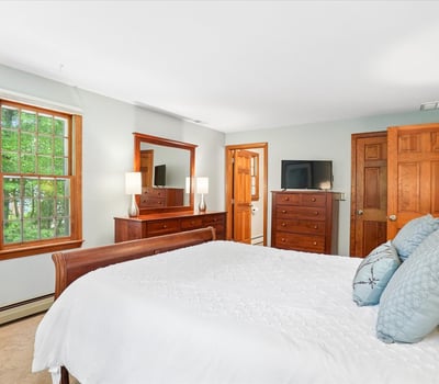 4 Lawson Farm Road, Londonderry, NH