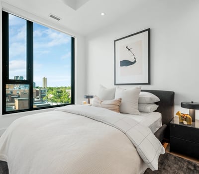 1 strathgowan avenue, Suite 710, Toronto, ON
