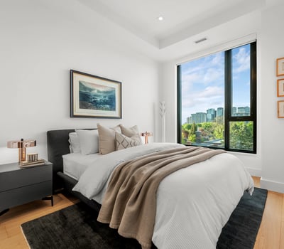 1 strathgowan avenue, Suite 710, Toronto, ON
