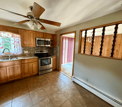7 Keith Dr, Westport, MA