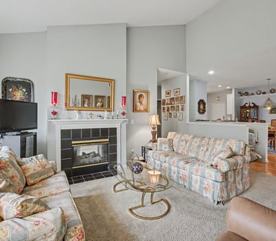 7151 Steeplechase Way, 41, Lansing, MI