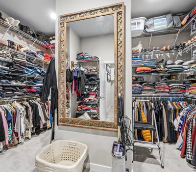 LOOK HOW HUGE THIS CLOSET IS.
Primary Suite with attached 5 piece bath and walk in closet.