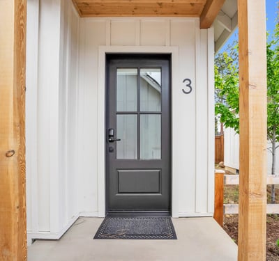 560 E Main Avenue, Sisters, OR