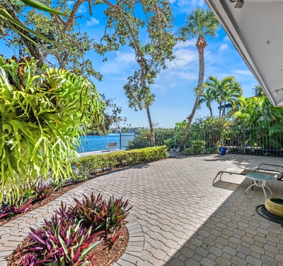 1320 Moonmist Dr Unit B11, Sarasota, FL