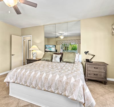 1320 Moonmist Dr Unit B11, Sarasota, FL