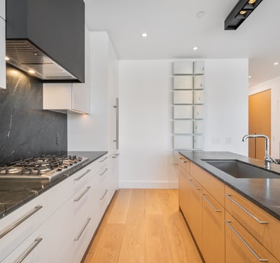 1 Strathgowan Ave suite 710, Toronto, ON