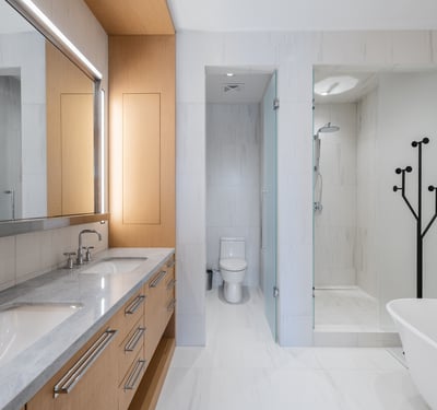 1 Strathgowan Ave suite 710, Toronto, ON