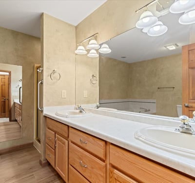 1222 Hidden Fields Dr, West Bend, WI