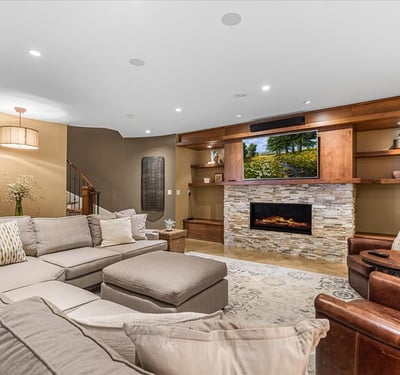 2177 Elsies Dr, Richfield, WI