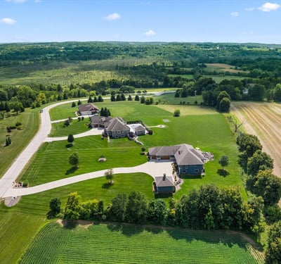 2177 Elsies Dr, Richfield, WI