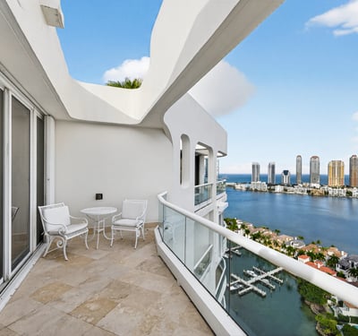 7000 Island Blvd PH-02, Aventura, FL