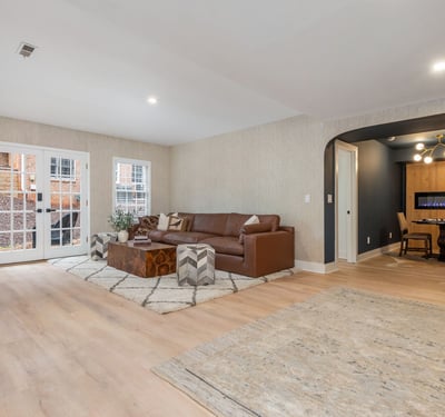 9460 Mistwater Close, Roswell, GA