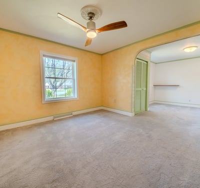 2667 White Chapel Road, Lively, VA