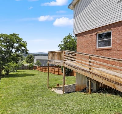 205 S Shenandoah Ave, Front Royal, VA