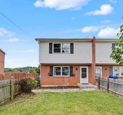 205 S Shenandoah Ave, Front Royal, VA
