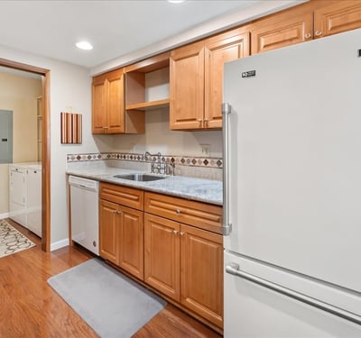 174 Oswego Summit, Lake Oswego, OR