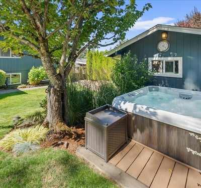 6990 SW Heath Pl, Beaverton, OR