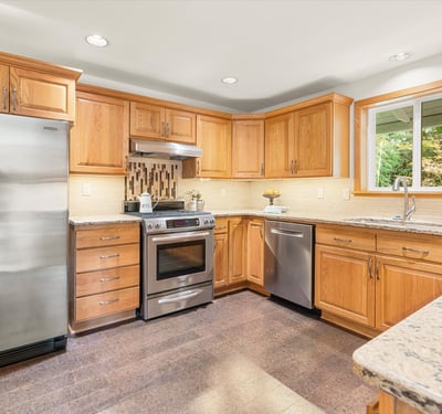 6238 SW McEwan Rd, Lake Oswego, OR