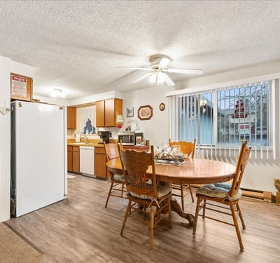 220/222 SE 3rd Ave, Canby, OR