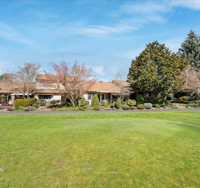 15930 SW Greens Way, Portland, OR