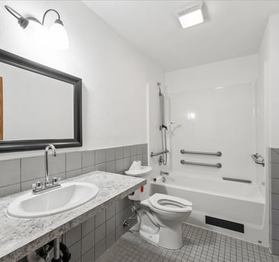 12402 Cominger Dr, Oregon City, OR