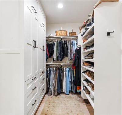 Primary Ensuite Walk-In Closet