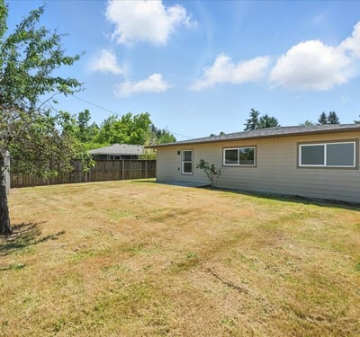 10709 SE Stephens St, Portland, OR